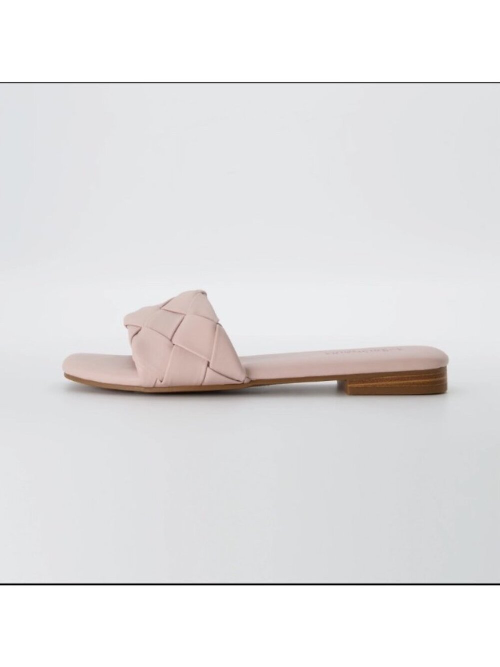 Cushionaire Franca model women's braided slide sandals size 10